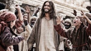 Jesus com o povo Jesus com o povo.